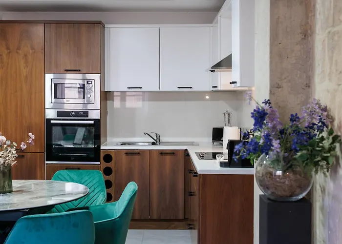 Stunning 2-Bed Apartment In Heart Of Valletta